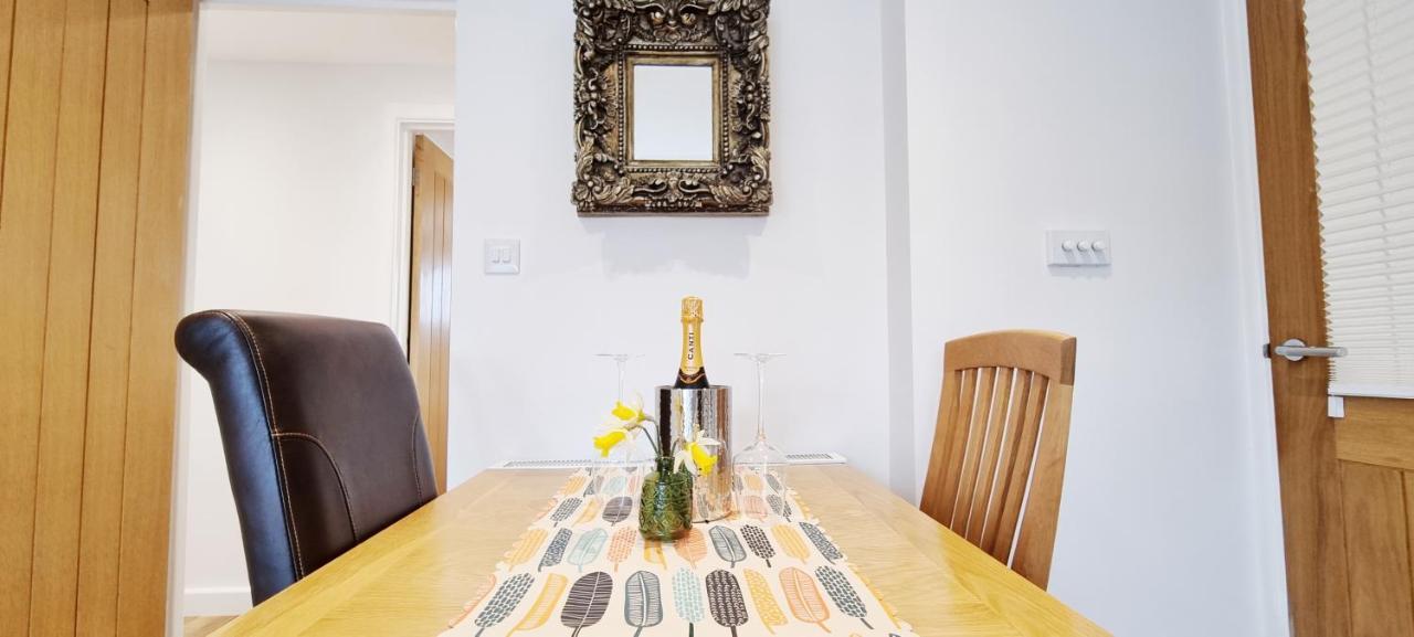 Marthys House With Hot Tub Looe Villa ภายนอก รูปภาพ