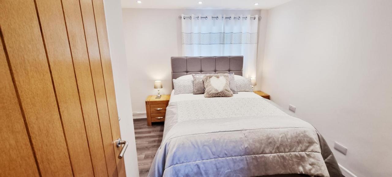 Marthys House With Hot Tub Looe Villa ภายนอก รูปภาพ